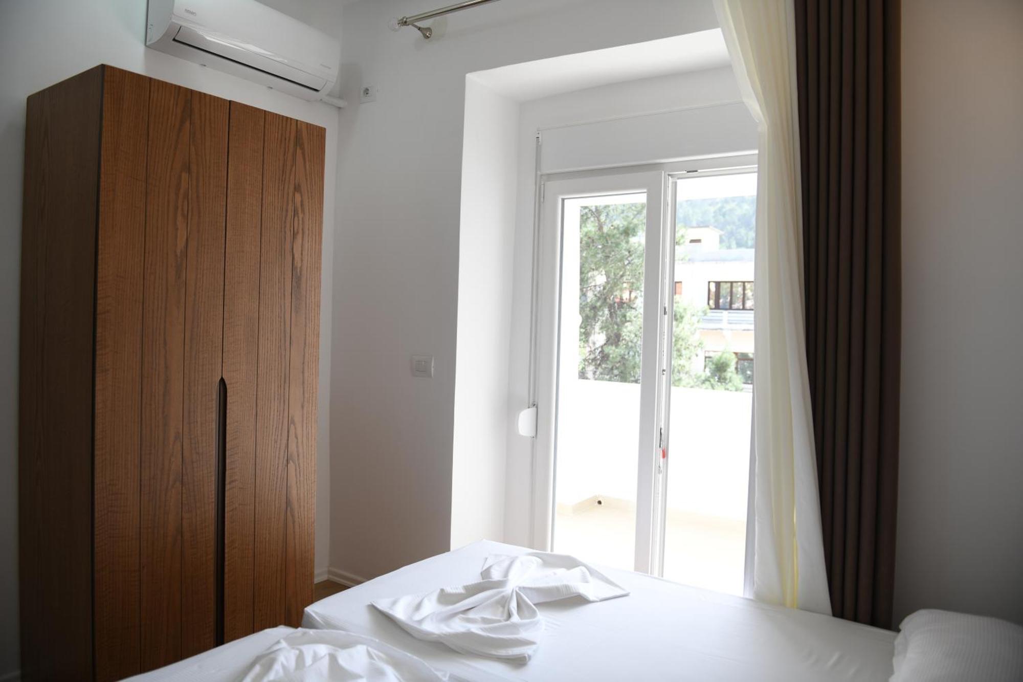 Guest House Cela City Centre Berat Exterior photo